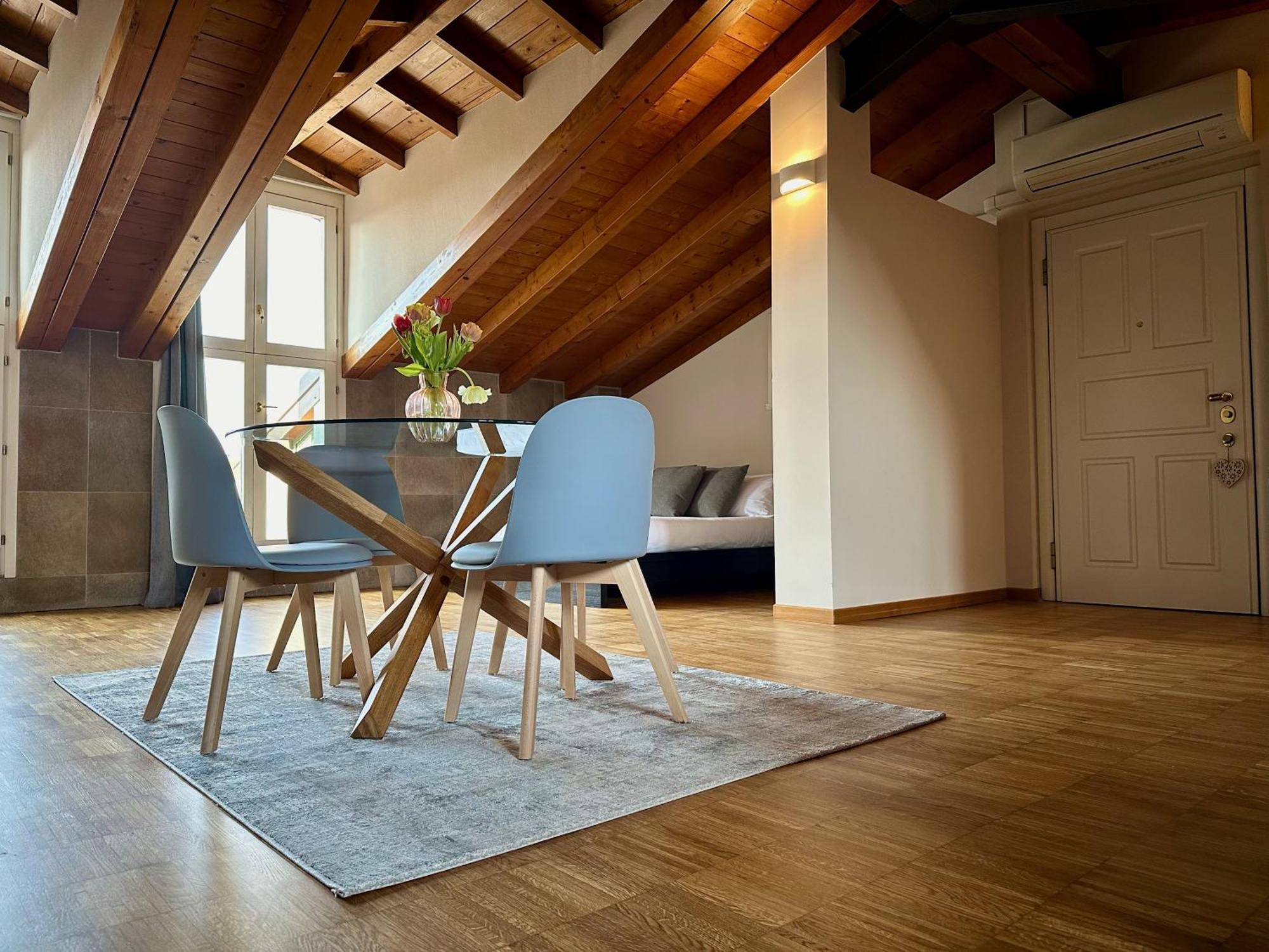 Magic Place Bergamo! Relax Apartment With Terrace In The Heart Of The City Buitenkant foto
