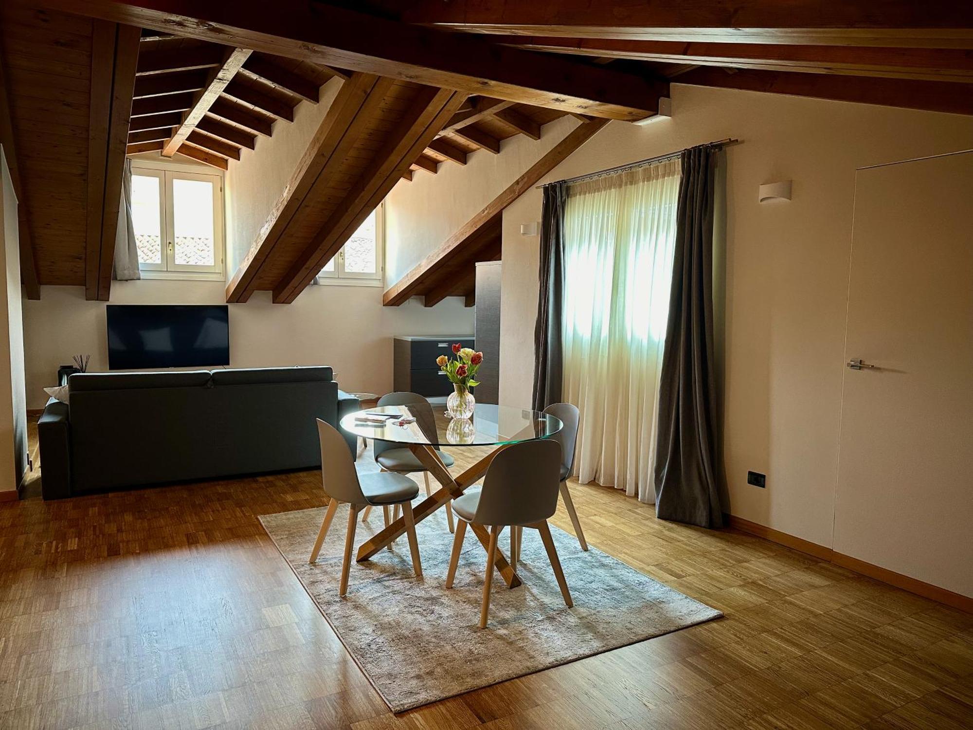 Magic Place Bergamo! Relax Apartment With Terrace In The Heart Of The City Buitenkant foto